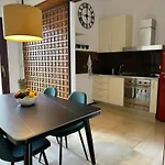 Attico 72 Lägenhet